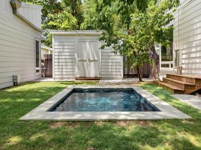 2211 Canterbury ST, Austin TX 78702