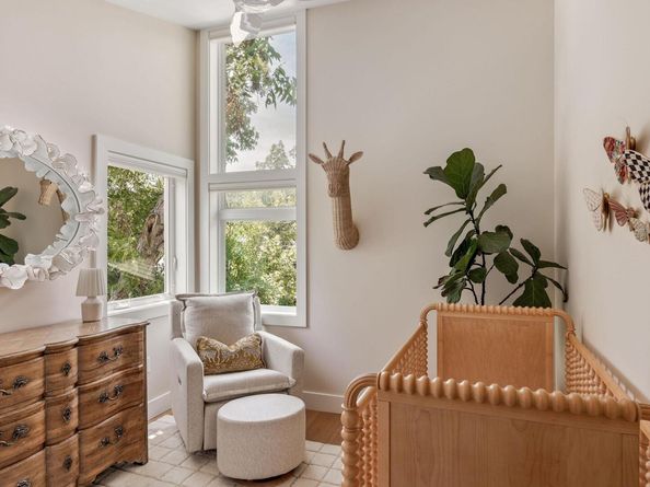 2211 Canterbury ST, Austin TX 78702