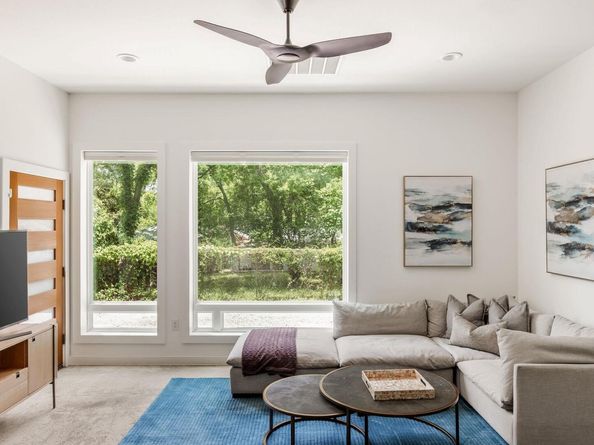 2211 Canterbury ST, Austin TX 78702