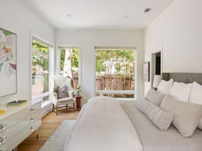 2211 Canterbury ST, Austin TX 78702