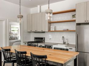 2211 Canterbury ST, Austin TX 78702