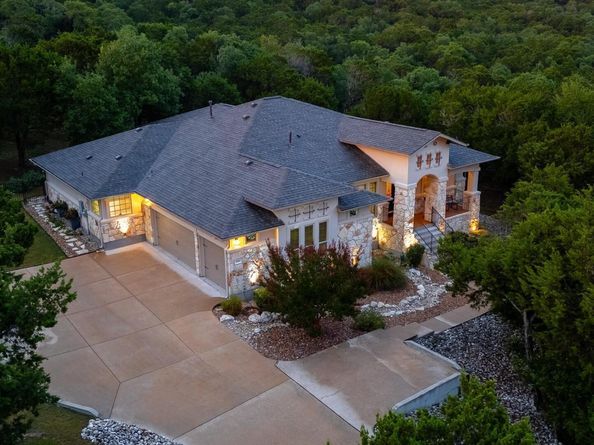 804 Laughing Dog CT, Leander TX 78641