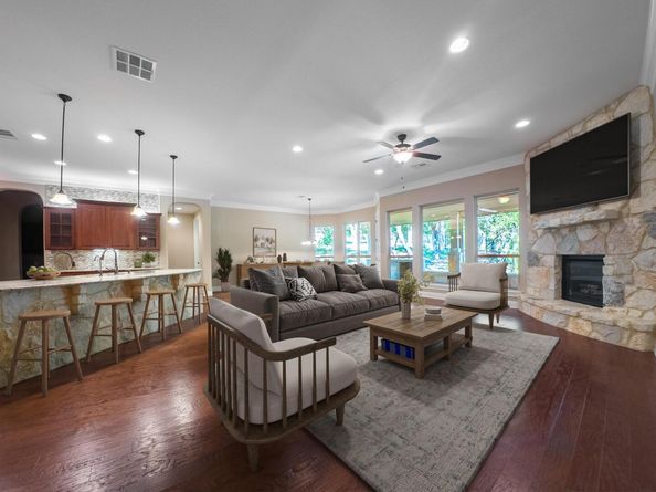 804 Laughing Dog CT, Leander TX 78641