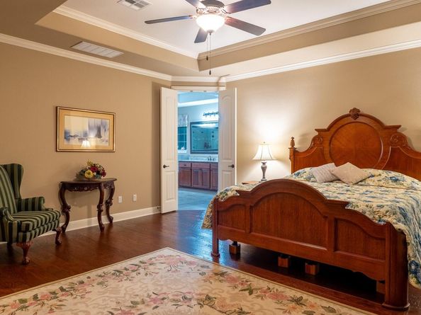 804 Laughing Dog CT, Leander TX 78641