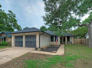 615 Twin Oak TRL