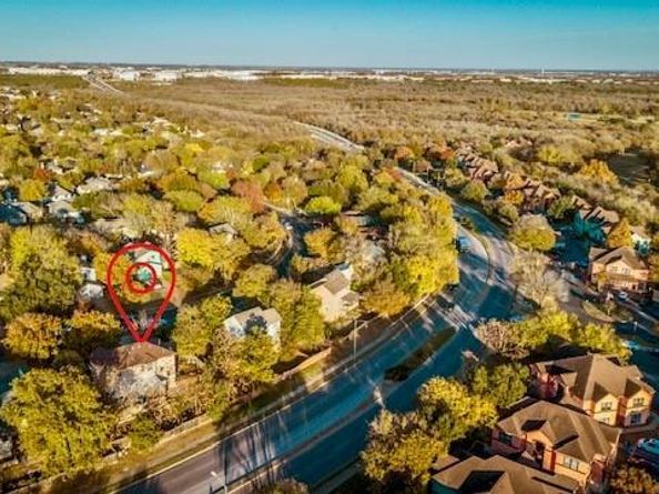 5707 China Berry Rd, Austin TX 78744