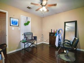 5707 China Berry Rd, Austin TX 78744