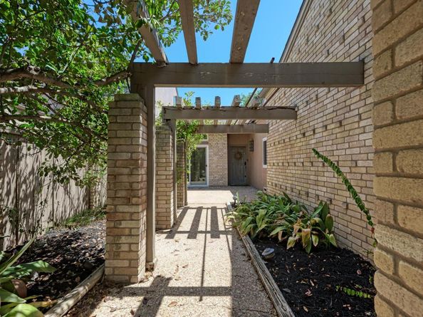 3837 Steck Ave, Austin TX 78759