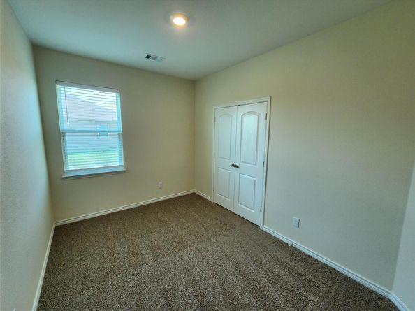 331 Liberty Meadows DR, Liberty Hill TX 78642