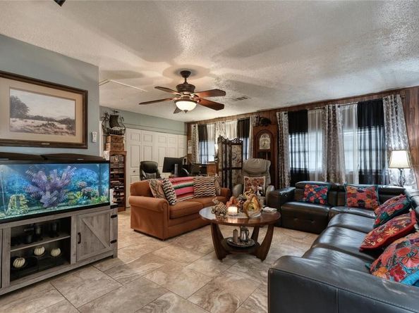 2704 Clarkdale LN, Austin TX 78757