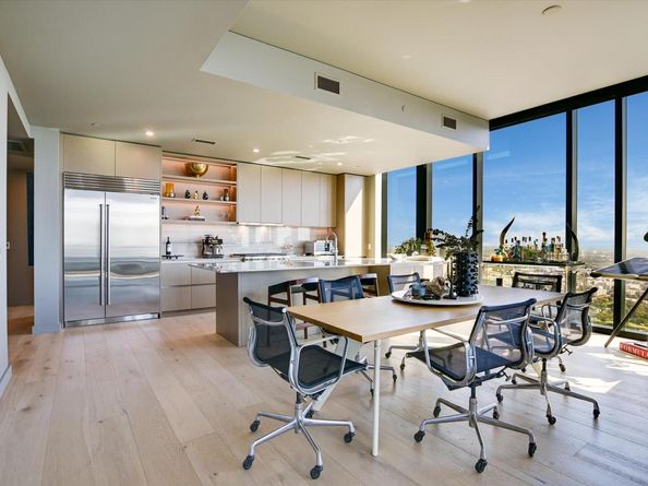 610 Davis ST 3901, Austin TX 78701