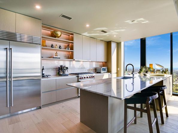 610 Davis ST 3901, Austin TX 78701