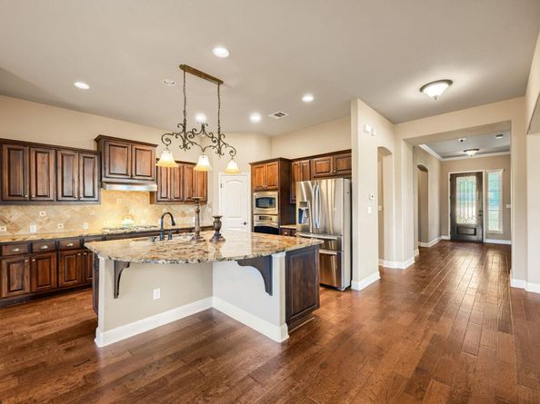 2632 Outlook Ridge LOOP, Leander TX 78641