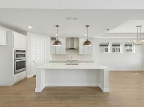 1612 Jay Wolf DR, Georgetown TX 78628