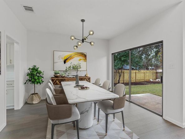 7401 Whistlestop DR, Austin TX 78749