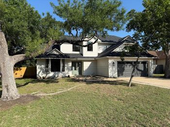 7401 Whistlestop DR