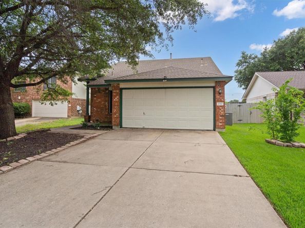 2040 Buckley LN, Round Rock TX 78664