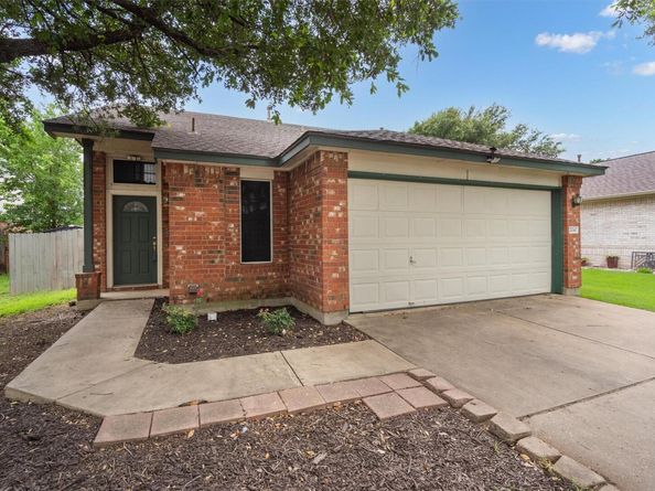 2040 Buckley LN, Round Rock TX 78664