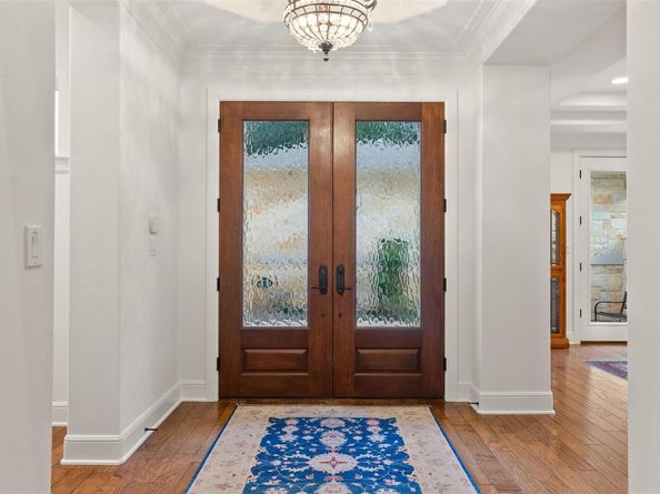 9308 Travertine CV, Austin TX 78735