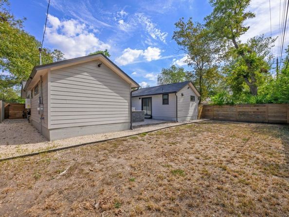 1409 Westmoor DR, Austin TX 78723