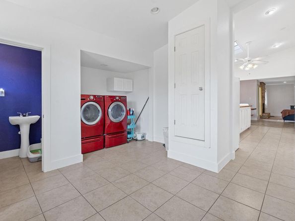 8705 S View RD, Austin TX 78737
