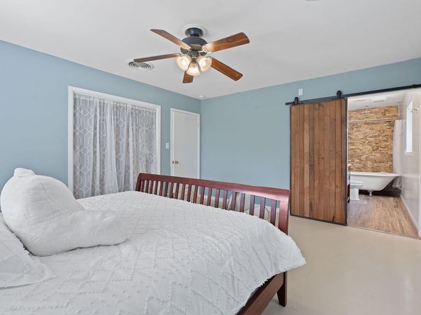 8705 S View RD, Austin TX 78737
