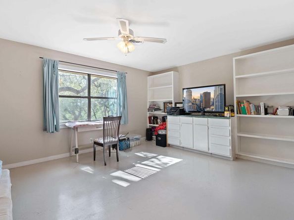 8705 S View RD, Austin TX 78737