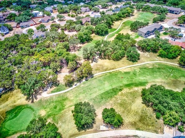 111 Comanche PT, Point Venture TX 78645