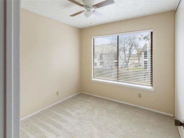 915 Silver Quail LN, Austin TX 78758