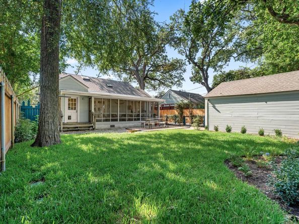 2906 French PL, Austin TX 78722