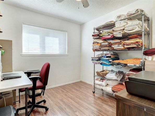 7210 Meadowood DR, Austin TX 78723