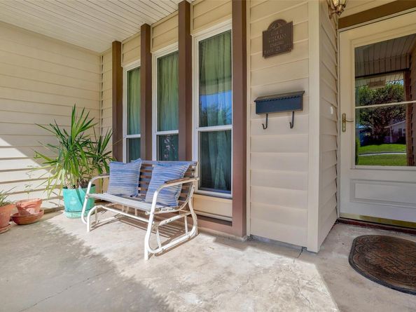 7210 Meadowood DR, Austin TX 78723