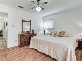 7210 Meadowood DR, Austin TX 78723