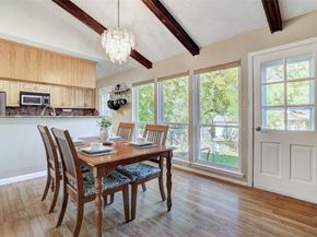 7210 Meadowood DR, Austin TX 78723