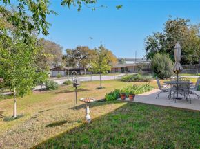 7210 Meadowood DR, Austin TX 78723