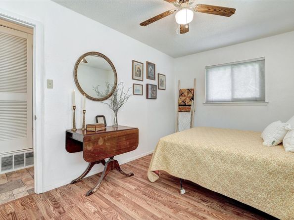 7210 Meadowood DR, Austin TX 78723