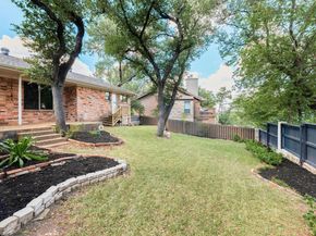 7601 Parkview CIR, Austin TX 78731