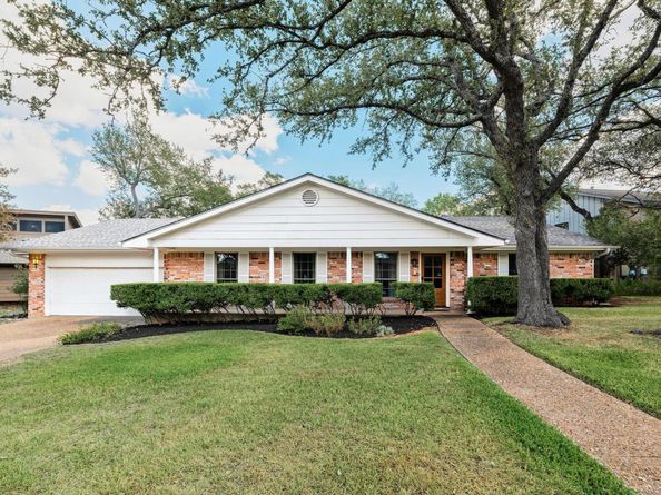 7601 Parkview CIR, Austin TX 78731