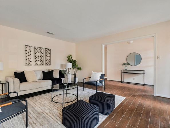 7601 Parkview CIR, Austin TX 78731