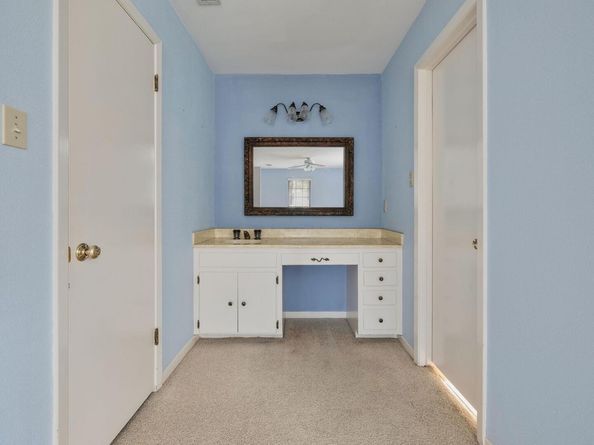 7601 Parkview CIR, Austin TX 78731