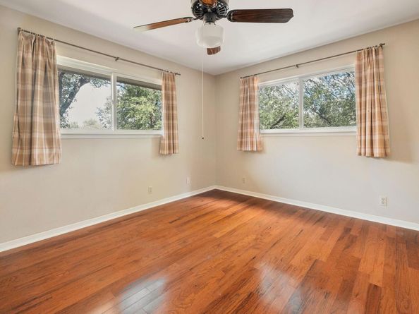 7601 Parkview CIR, Austin TX 78731