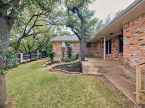7601 Parkview CIR, Austin TX 78731