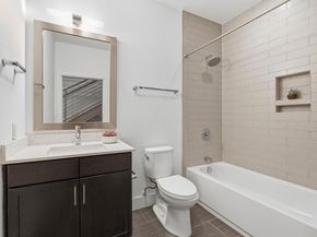 2002 Glen Allen ST 104, Austin TX 78704