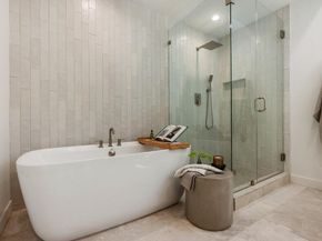 2517 Great Oaks PKWY, Austin TX 78756