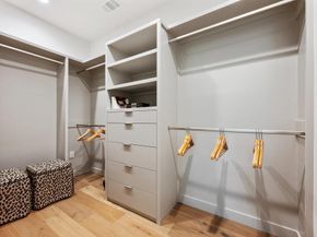 2517 Great Oaks PKWY, Austin TX 78756