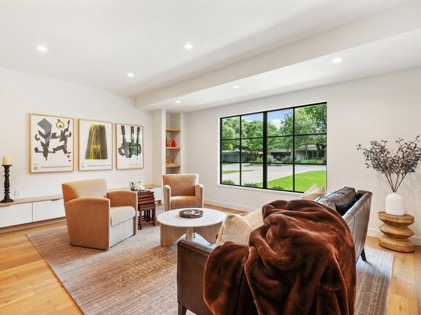 2517 Great Oaks PKWY, Austin TX 78756