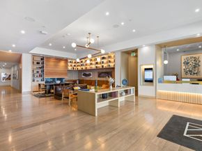 48 East Ave 2002, Austin TX 78701