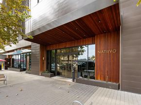 48 East Ave 2002, Austin TX 78701