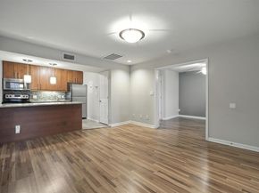 7685 Northcross DR 1028, Austin TX 78757