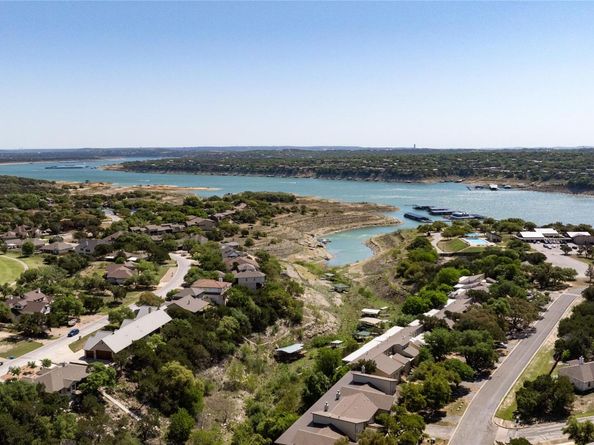 437 Venture BLVD S, Point Venture TX 78645